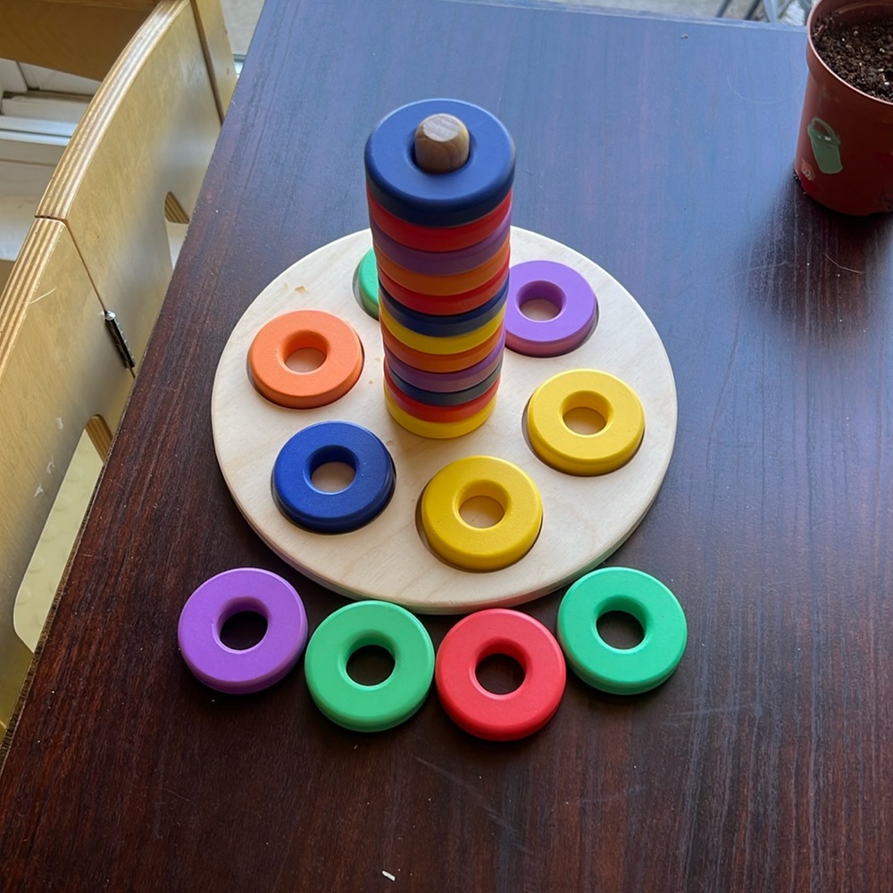 Lovevery stacking rings